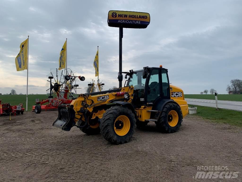 JCB TM 320 S Teleskopiniai krautuvai žemės ūkiui