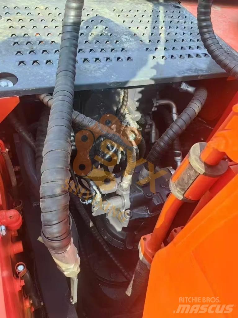 Doosan DX 225 LC Aukštuminiai ekskavatoriai