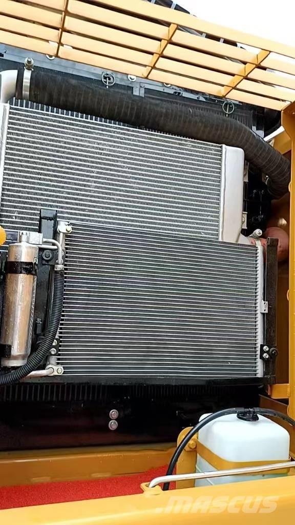 CAT 320DL Vikšriniai ekskavatoriai