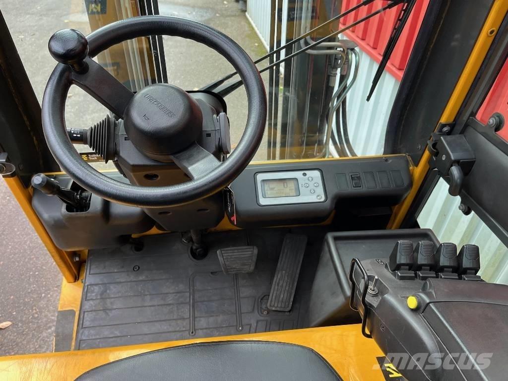 UniCarriers 1Q2L25Q Elektriniai šakiniai krautuvai