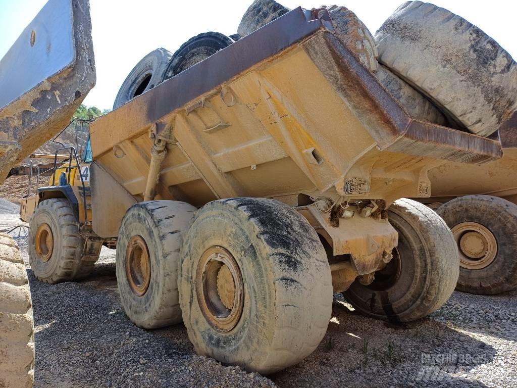 Bell B 40 D Karjeriniai savivarčiai