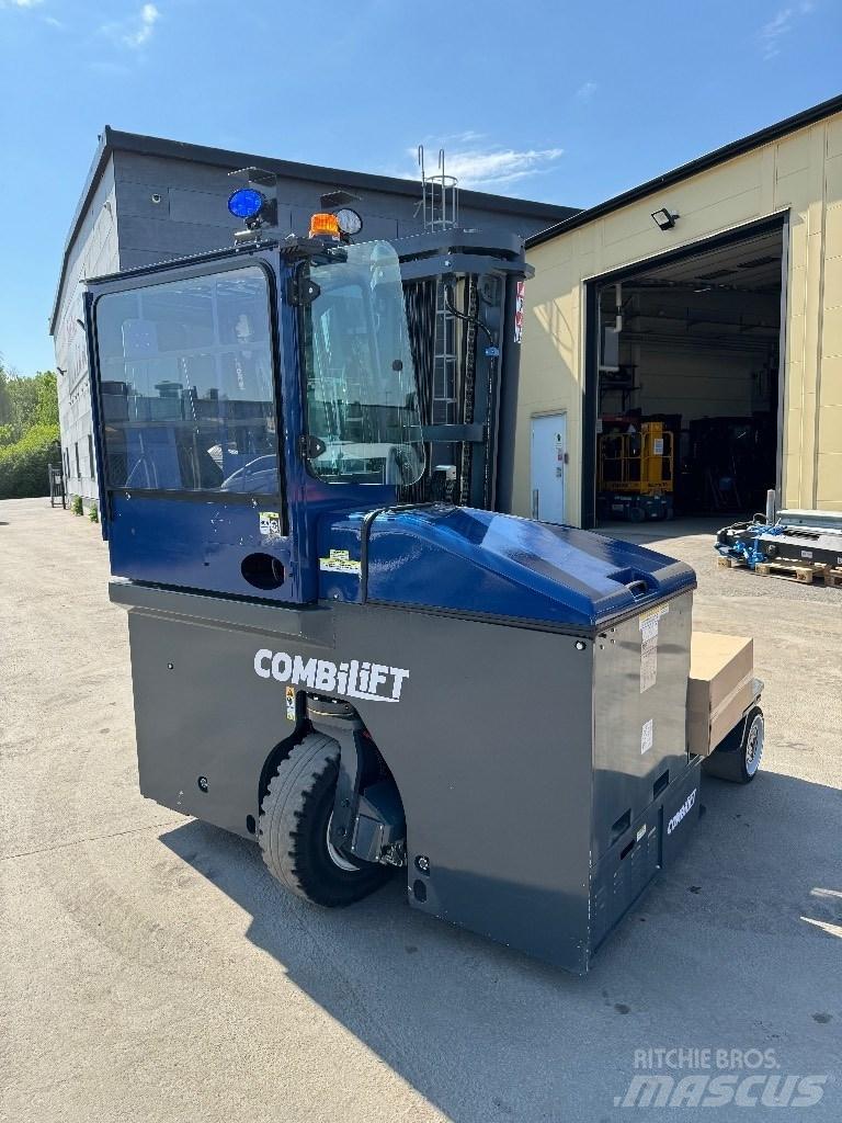 Combilift C4000ET Šakiniai krautuvai su privažiavimu iš visų keturių pusių