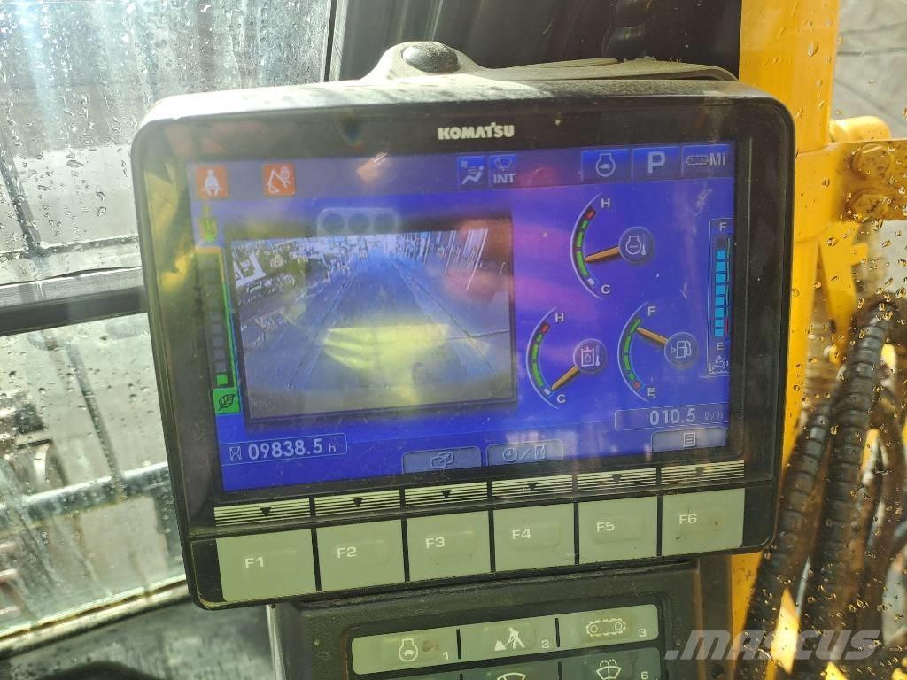 Komatsu PC490LC-11 Vikšriniai ekskavatoriai