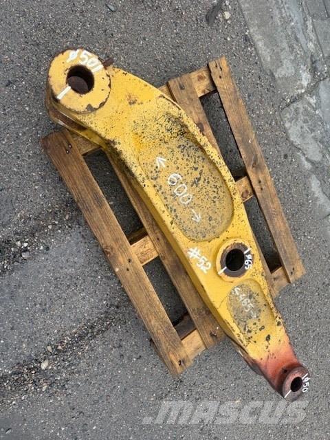 CAT 907 BUCKET LINK Kaušai