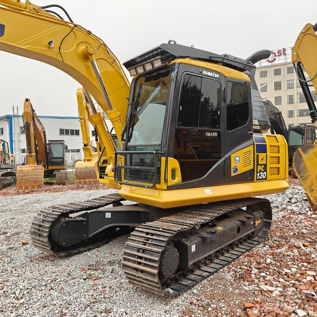 Komatsu 130-7 Vikšriniai ekskavatoriai