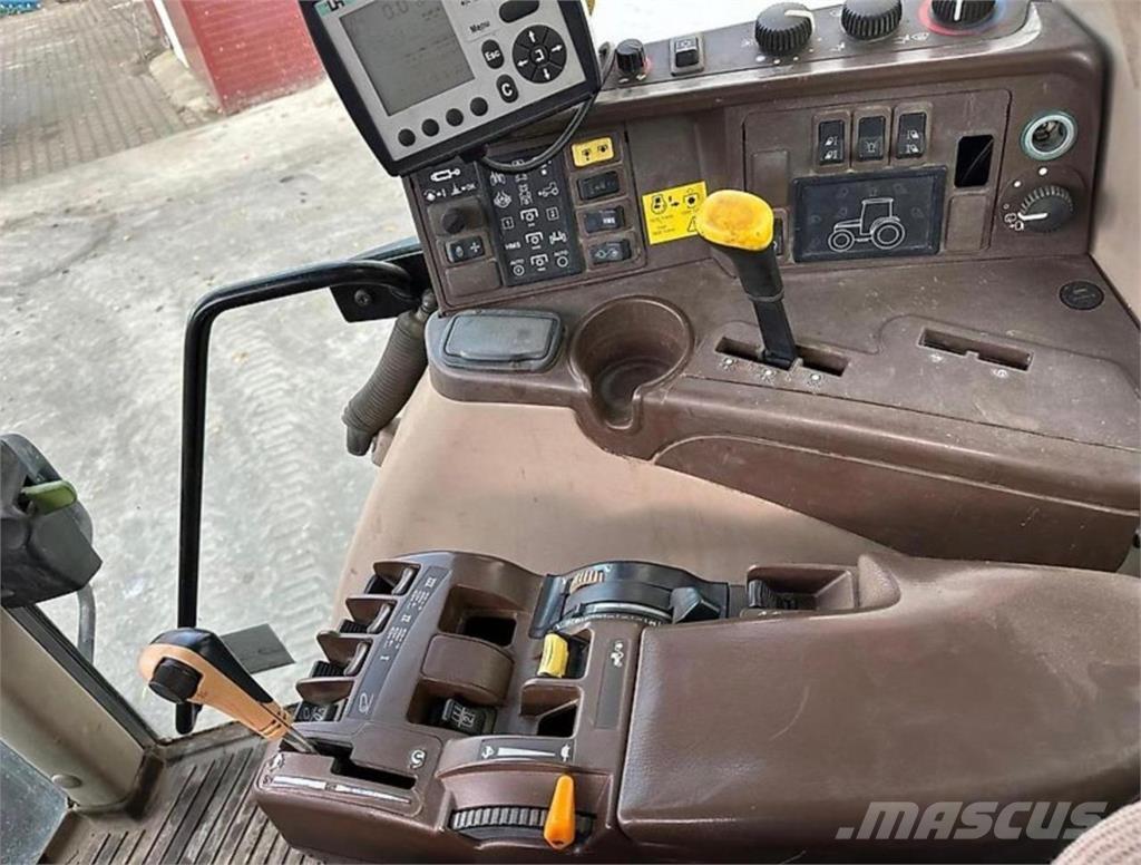 John Deere 6920 Traktoriai