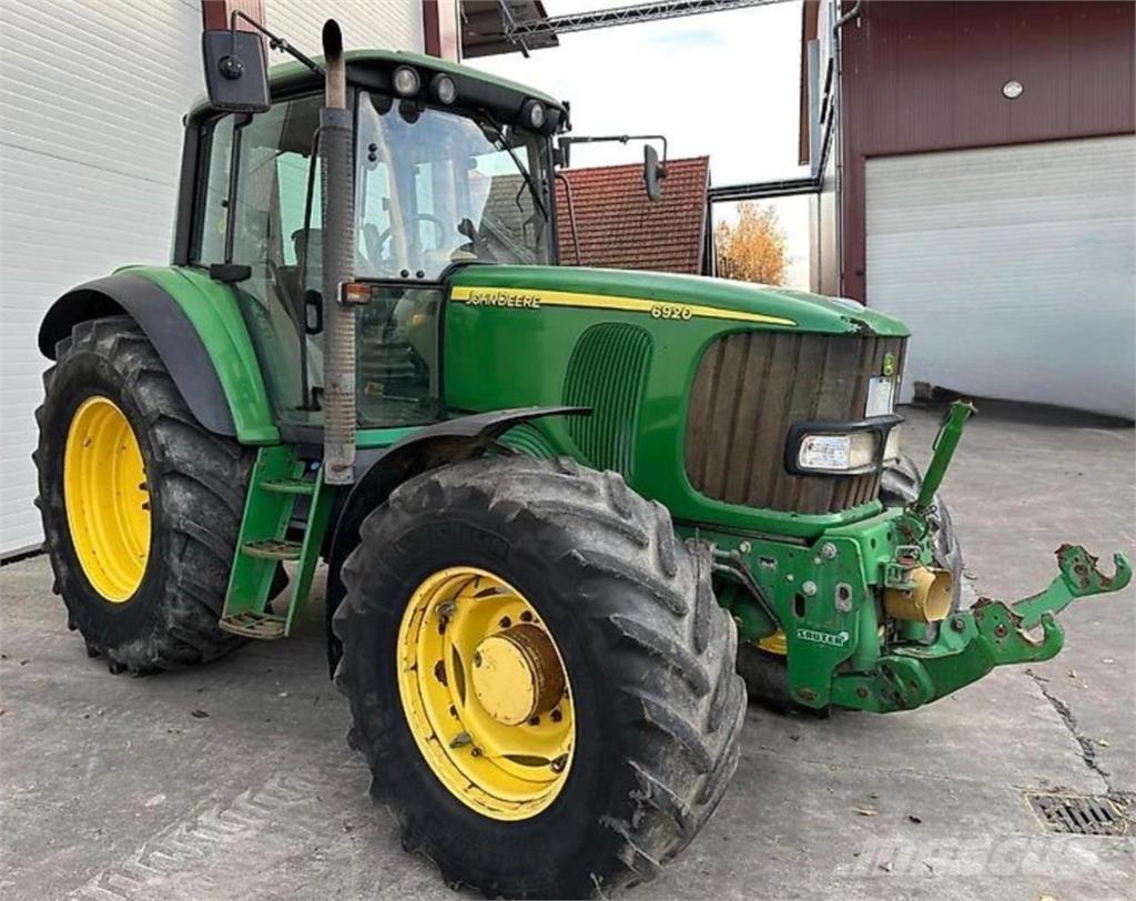 John Deere 6920 Traktoriai