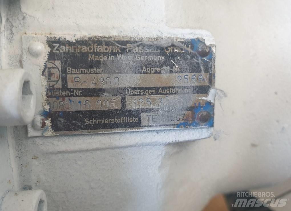 ZF P-4300 Hidraulikos įrenginiai
