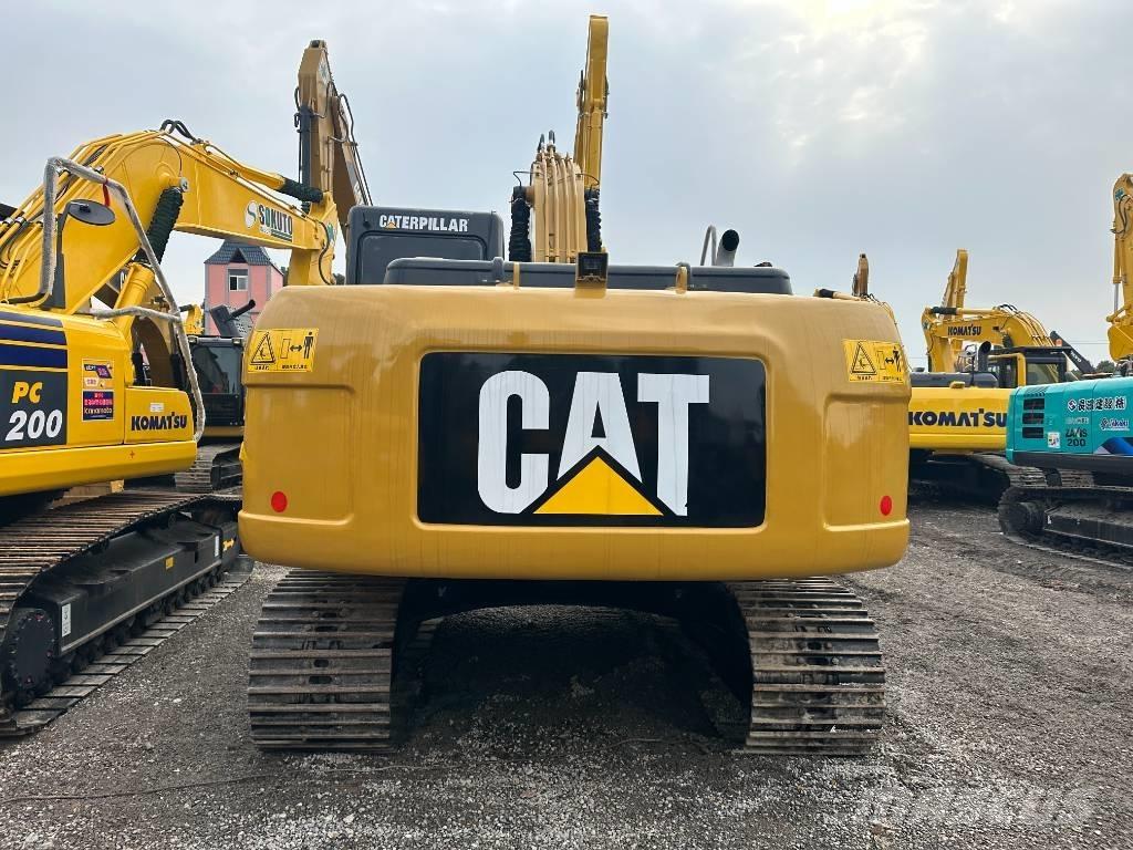 CAT 320 D2 Vikšriniai ekskavatoriai