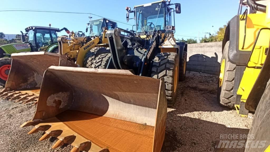 Komatsu WA250PZ-5 Naudoti ratiniai krautuvai