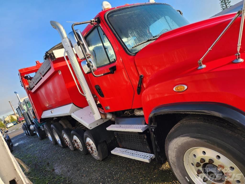 Freightliner 114SD Savivarčių priekabų vilkikai
