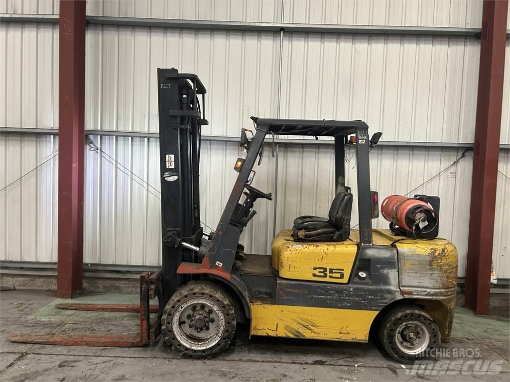 Tailift FG35 LPG (dujiniai) krautuvai
