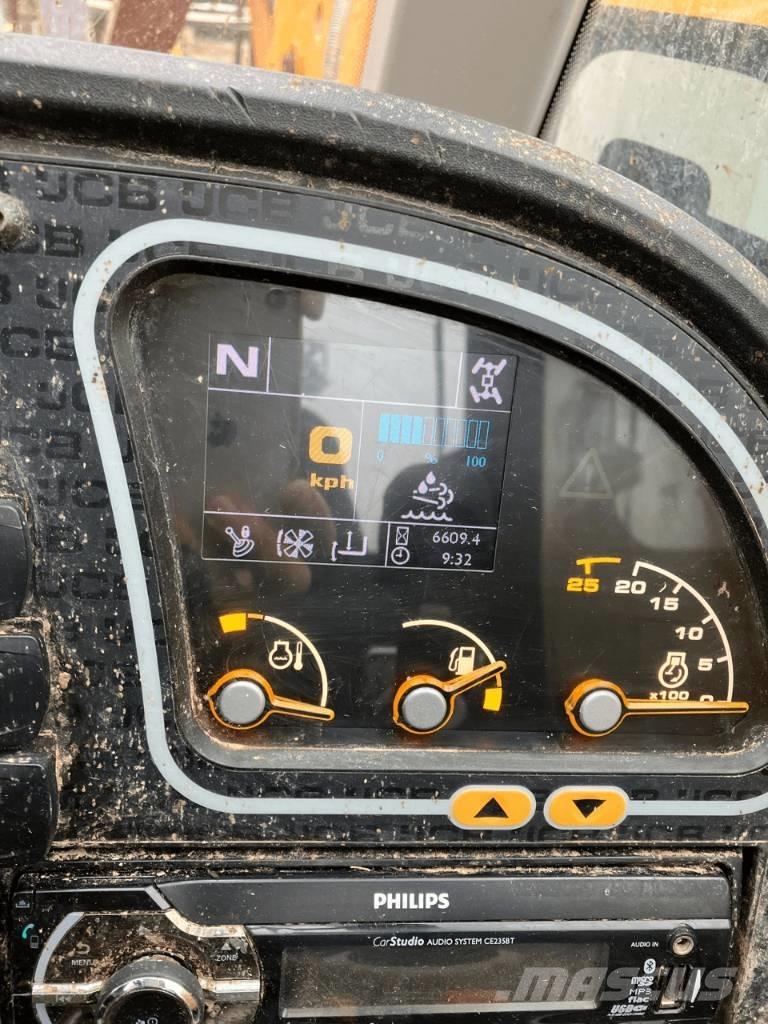 JCB 527-58 Teleskopiniai krautuvai žemės ūkiui