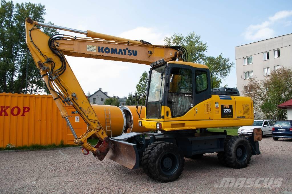 Komatsu PW 220-7 Ratiniai ekskavatoriai