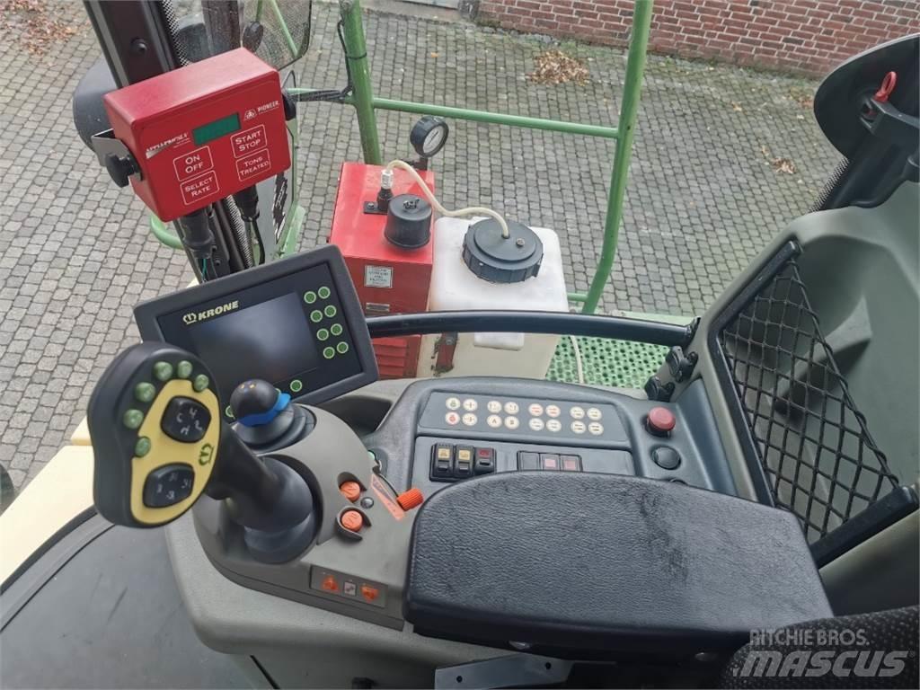 Krone Big X 700 Pašarų kombainai