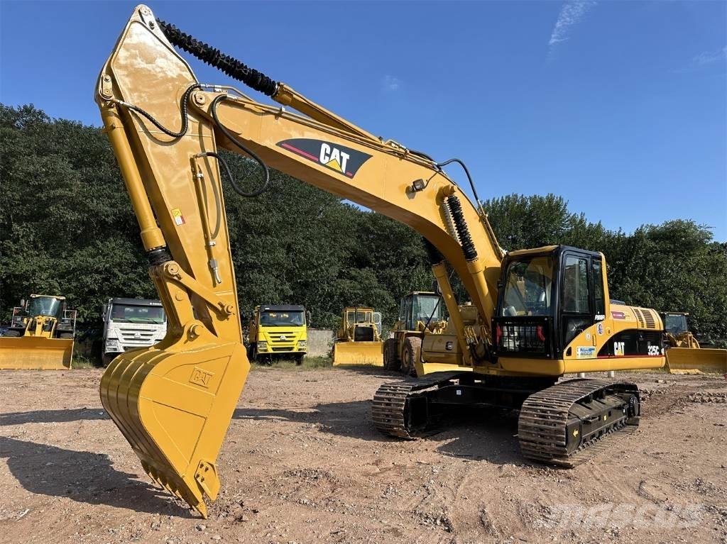 CAT 325C Vikšriniai ekskavatoriai