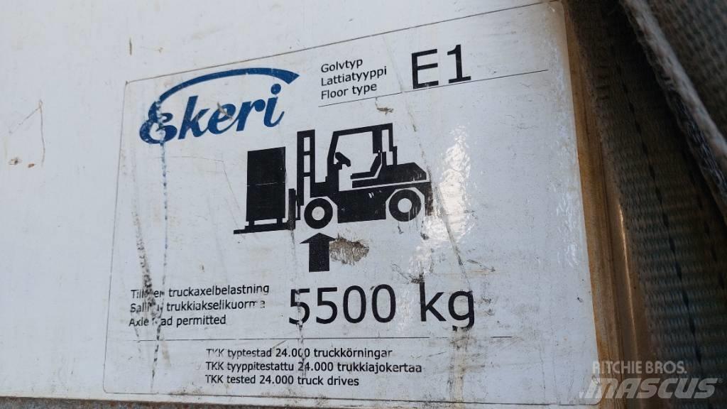 Ekeri T3-A Dengtos puspriekabės