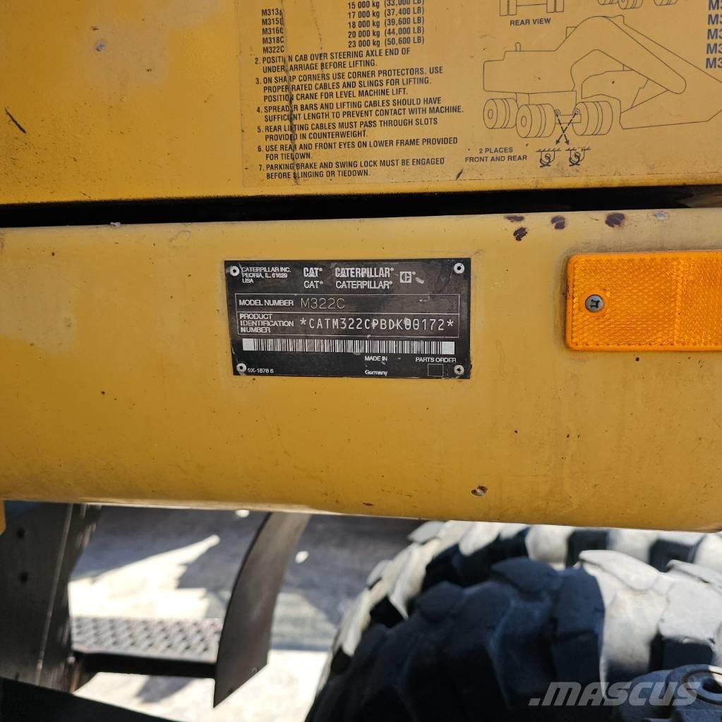 CAT 322 C Ratiniai ekskavatoriai