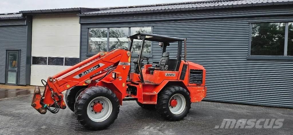 Schäffer 870 T Naudoti ratiniai krautuvai