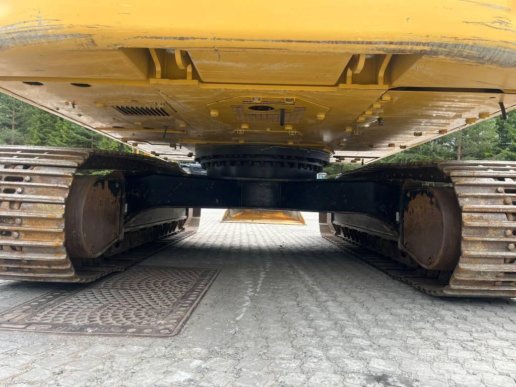 CAT 326 07A Next Gen Vikšriniai ekskavatoriai