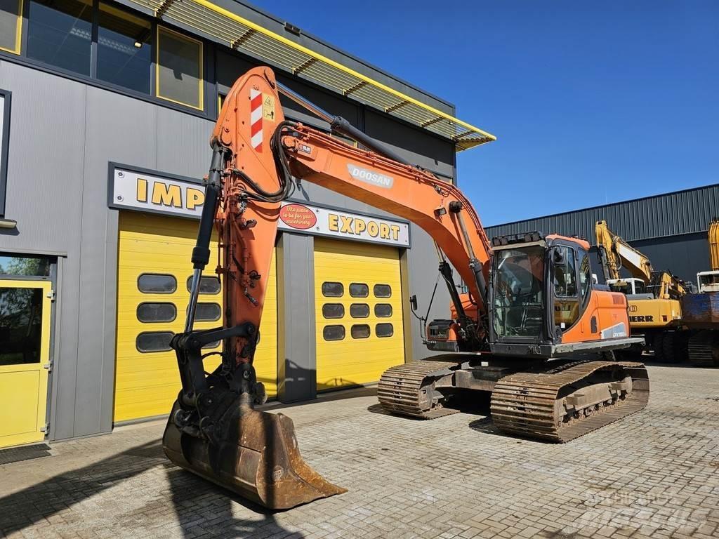 Doosan DX180LC Vikšriniai ekskavatoriai