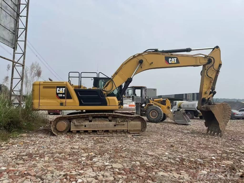 CAT 336 Vikšriniai ekskavatoriai