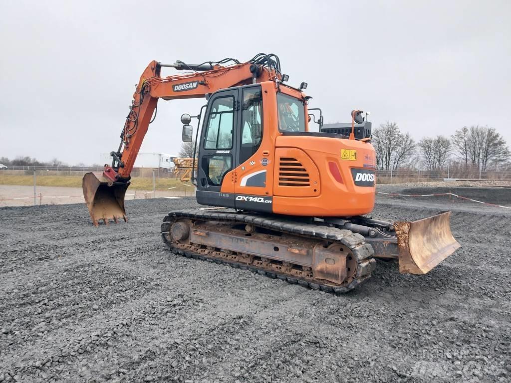 Develon DX 140 LCR-5 Vikšriniai ekskavatoriai