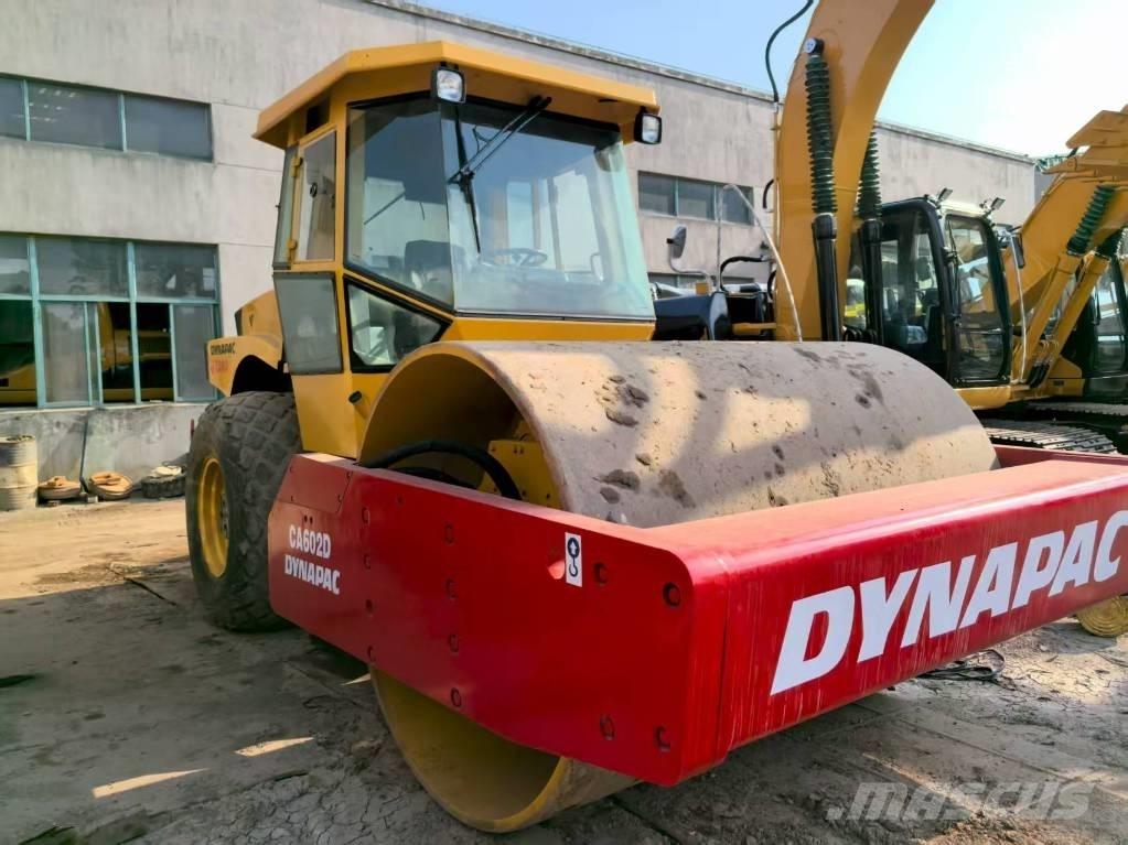 Dynapac CA 602 D Vieno būgno volai