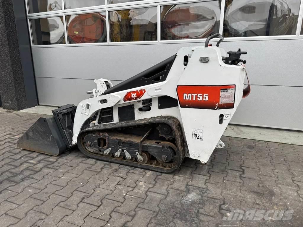Bobcat MT55 Krautuvai su šoniniu pasukimu