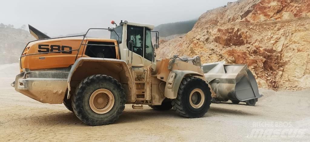 Liebherr L 580 Naudoti ratiniai krautuvai