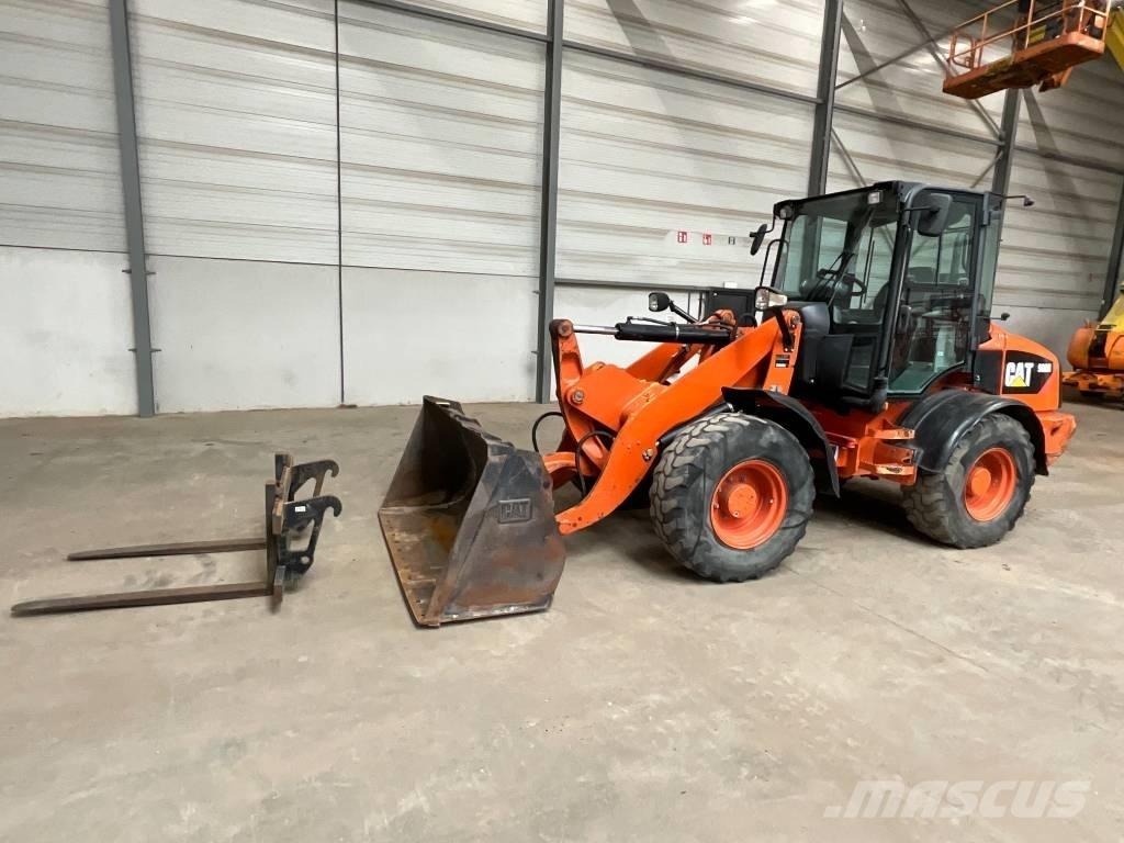 CAT 908 H Naudoti ratiniai krautuvai