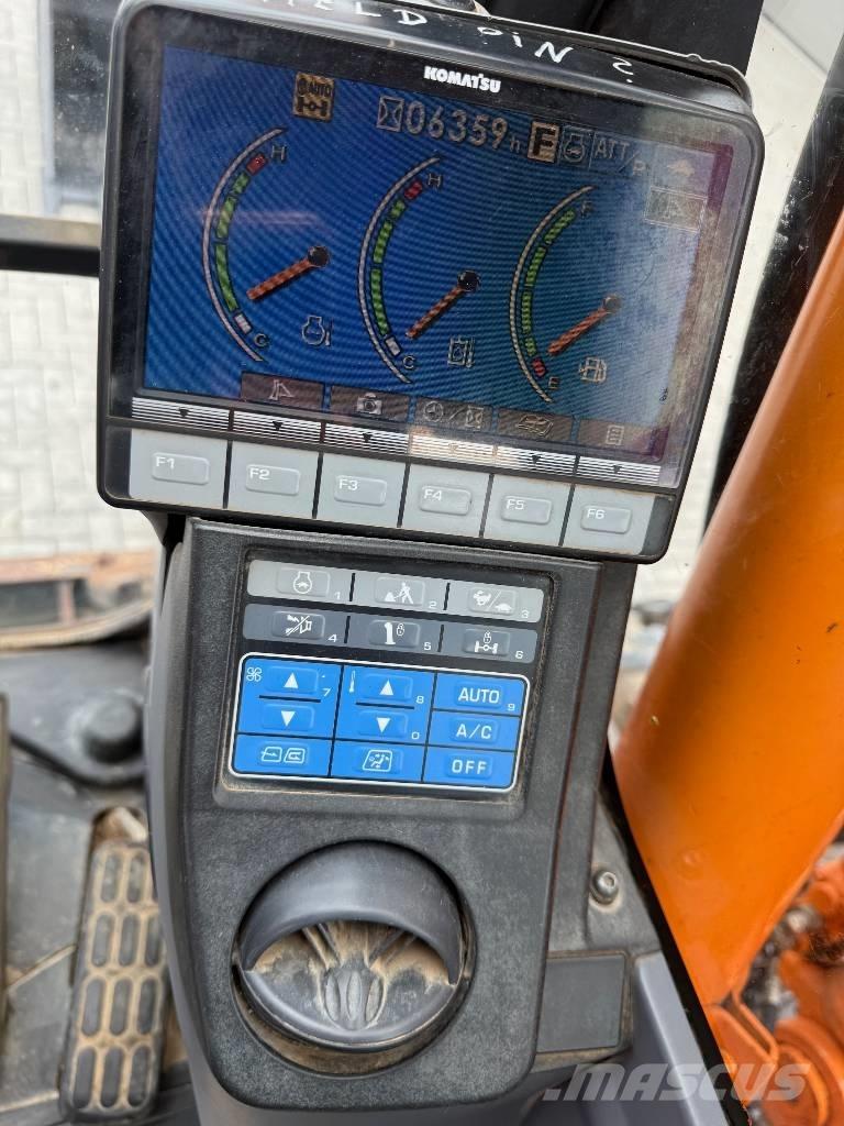 Komatsu PW 148-8 Ratiniai ekskavatoriai