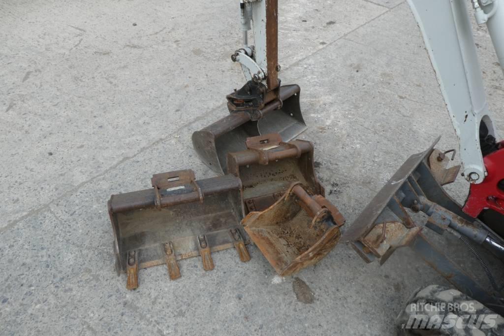Takeuchi TB 210 R Mini ekskavatoriai < 7 t