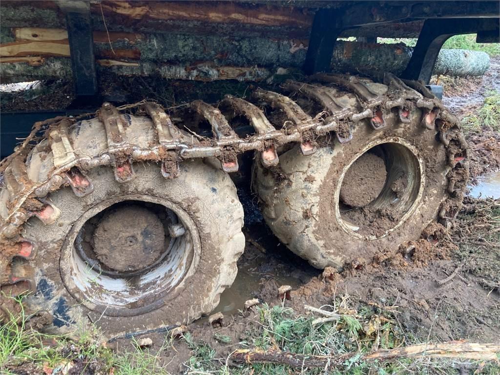 Komatsu 875 Naudoti miškovežiai (Forvarderiai)