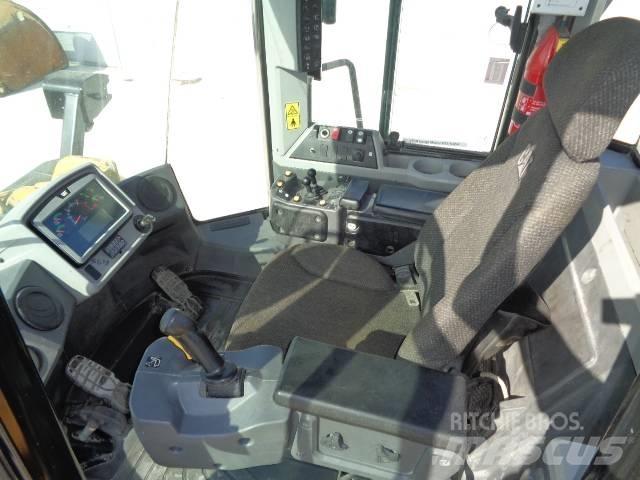 CAT 972 MXE Naudoti ratiniai krautuvai