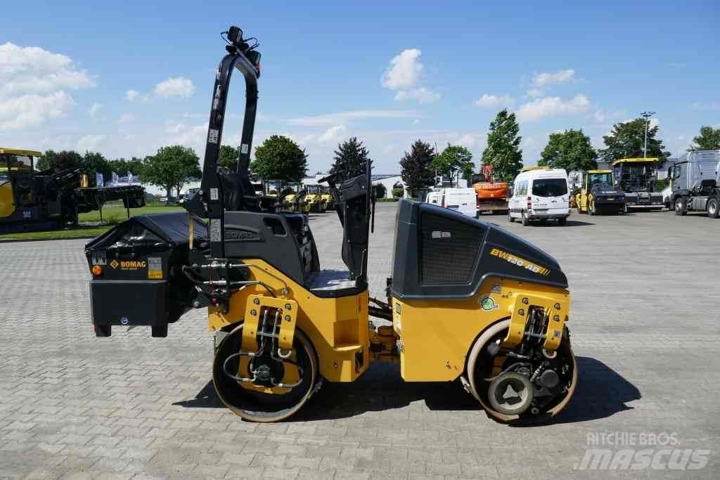 Bomag BW 120 AD-5 Maža asfalto klojimo technika