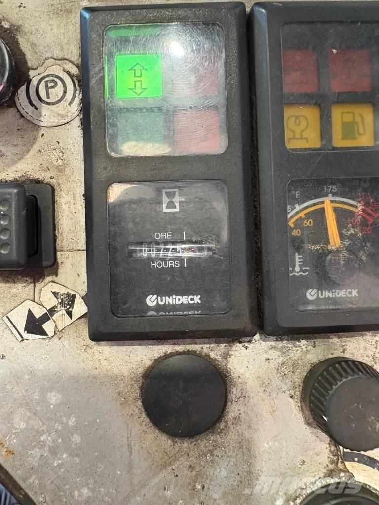 Combilift C 8000 Šakiniai krautuvai su privažiavimu iš visų keturių pusių