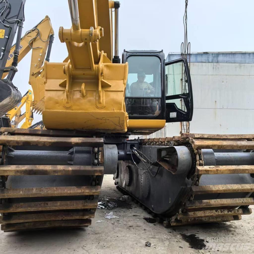 CAT 320 D Amfibiniai ekskavatoriai