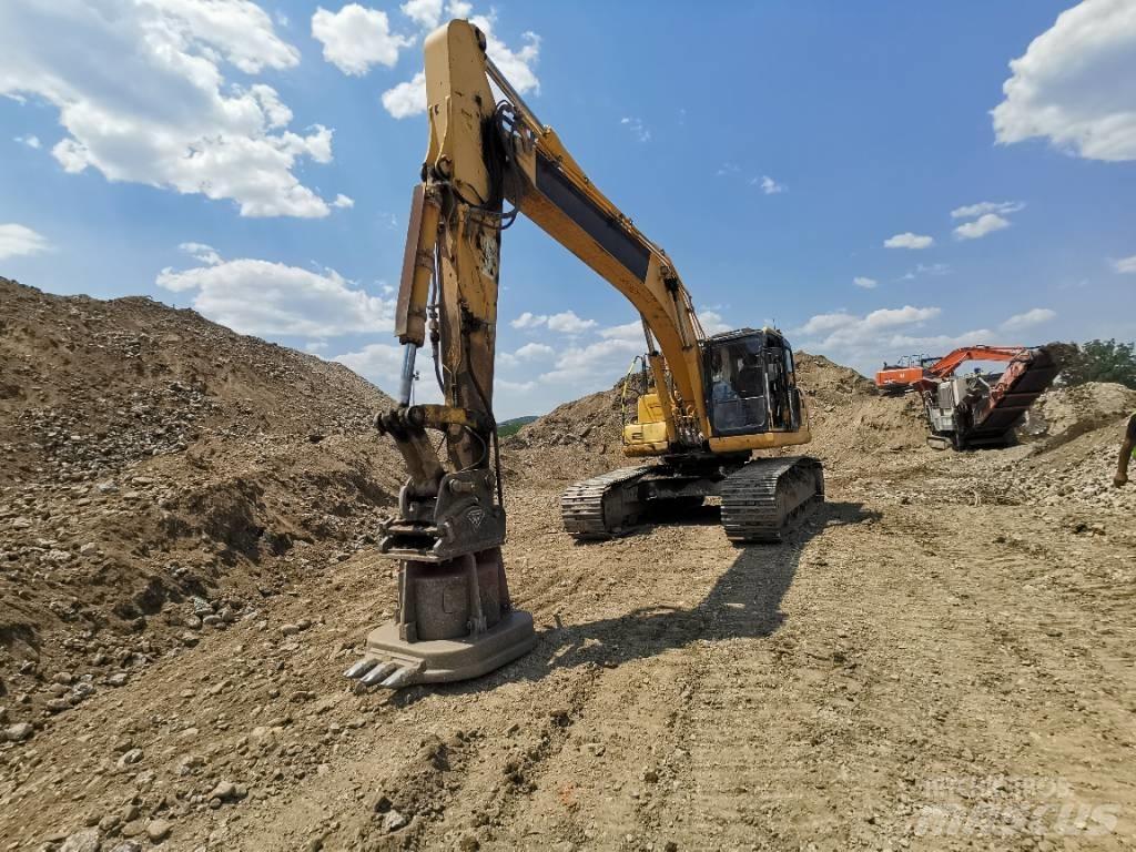 Komatsu PC 290 LC-10 Vikšriniai ekskavatoriai