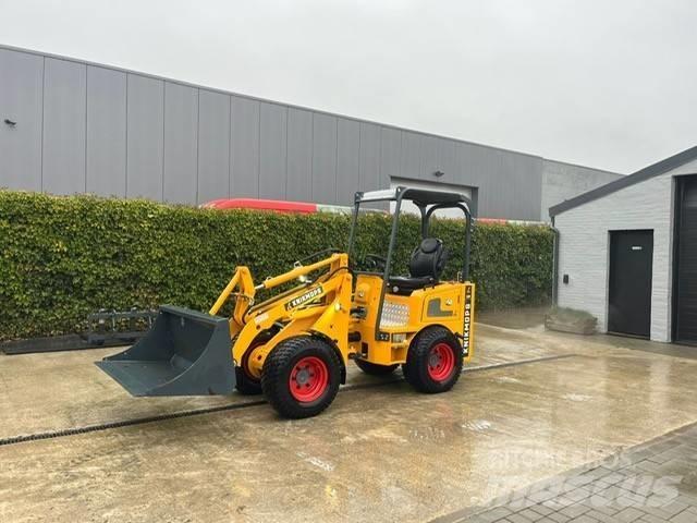 Kubota R 090 Naudoti ratiniai krautuvai
