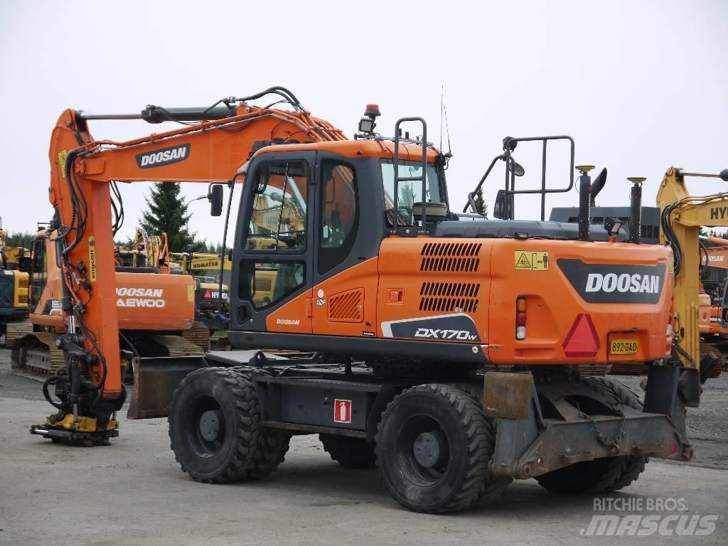 Doosan DX 170 W-5 Ratiniai ekskavatoriai