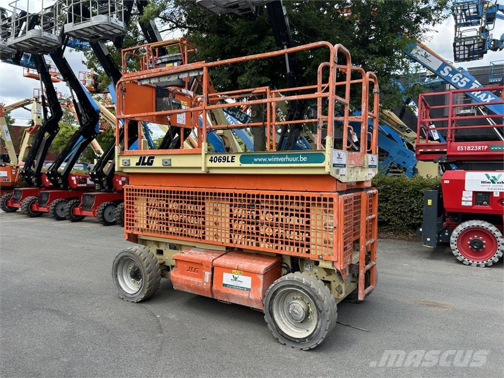 JLG 4069 LE (3524) Žirkliniai keltuvai