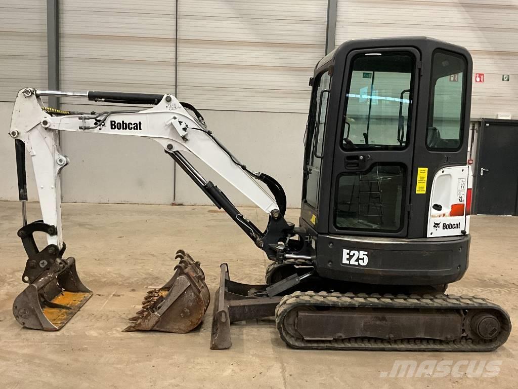 Bobcat E 25 Mini ekskavatoriai < 7 t