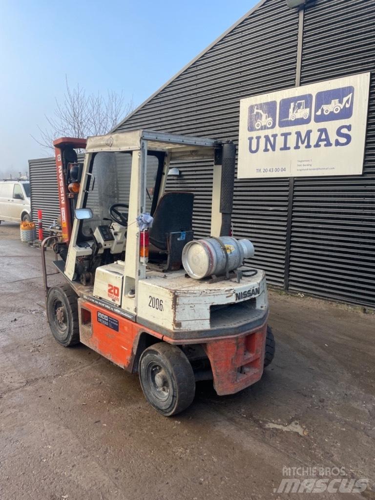 Nissan FG20 LPG (dujiniai) krautuvai