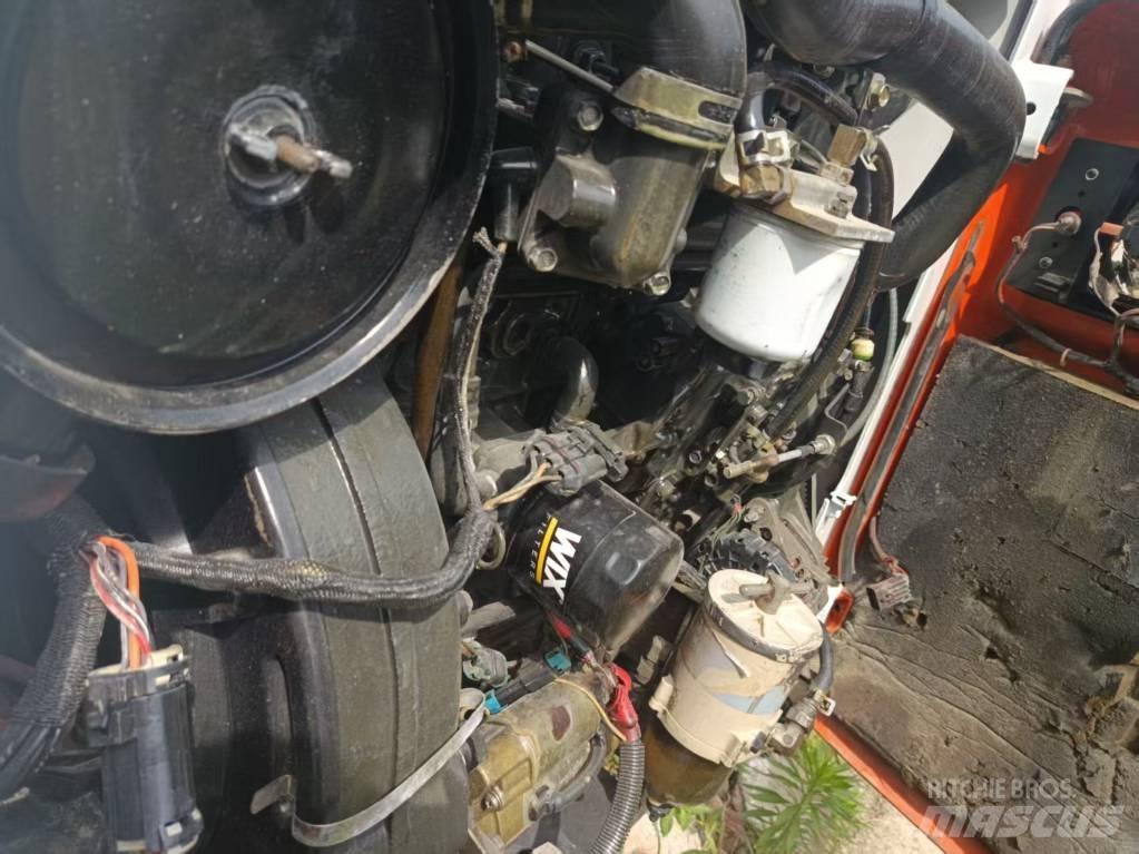 Bobcat S 220 Krautuvai su šoniniu pasukimu
