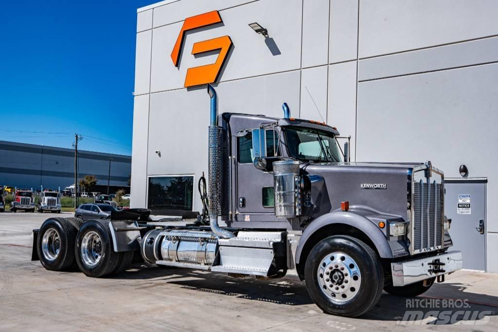 Kenworth W 900 Naudoti vilkikai