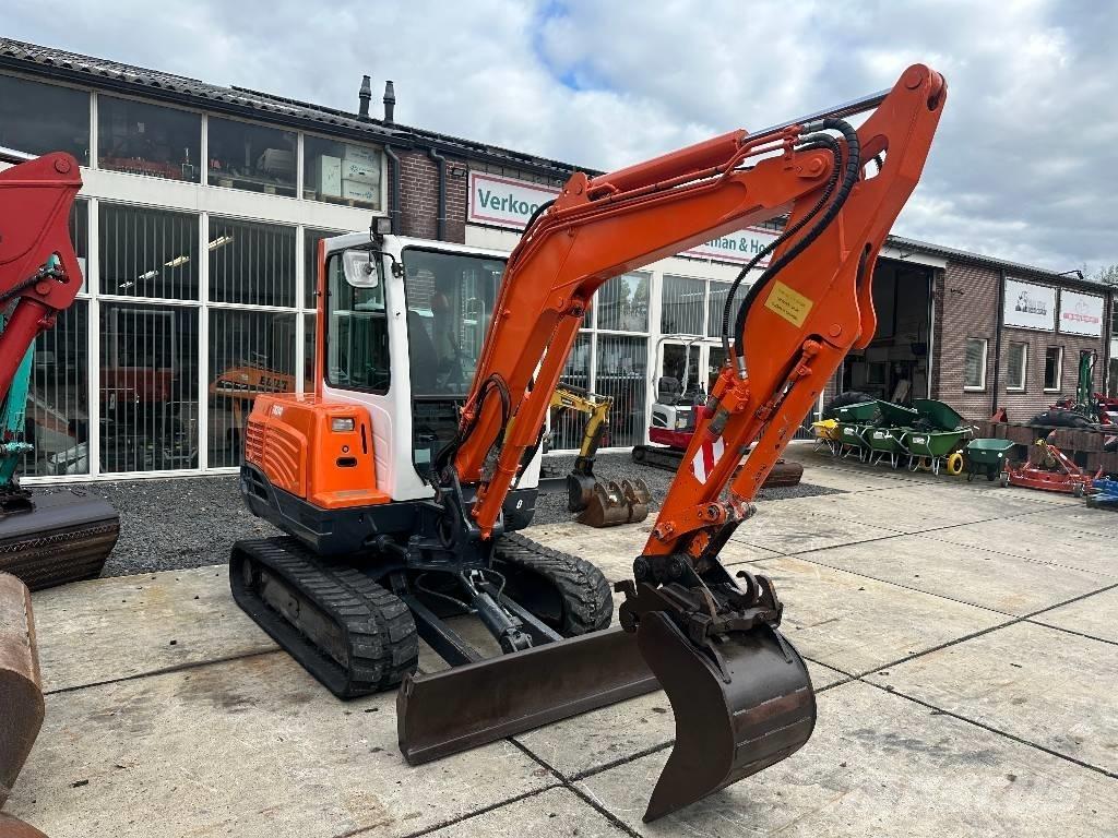 Takeuchi TB 235 CR Mini ekskavatoriai < 7 t