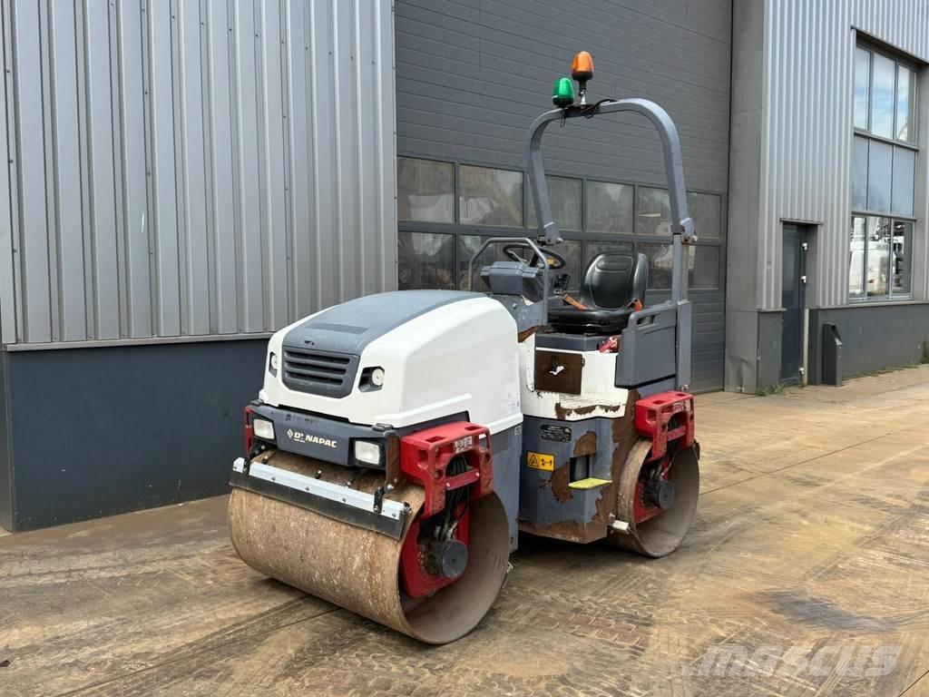 Dynapac CC1200 Porinių būgnų volai