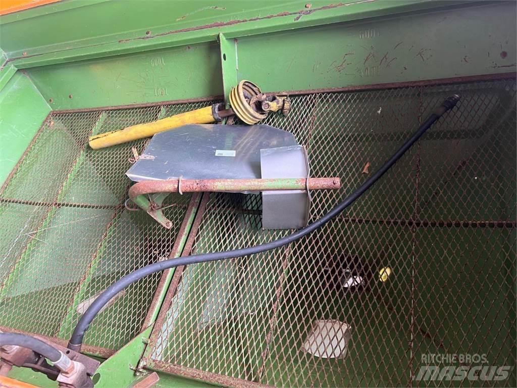 Amazone ZA-U 1500 Mineralinių trąšų barstytuvai