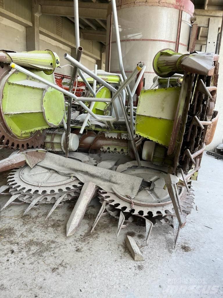 CLAAS RU 600 Pašarų ruošimo technika